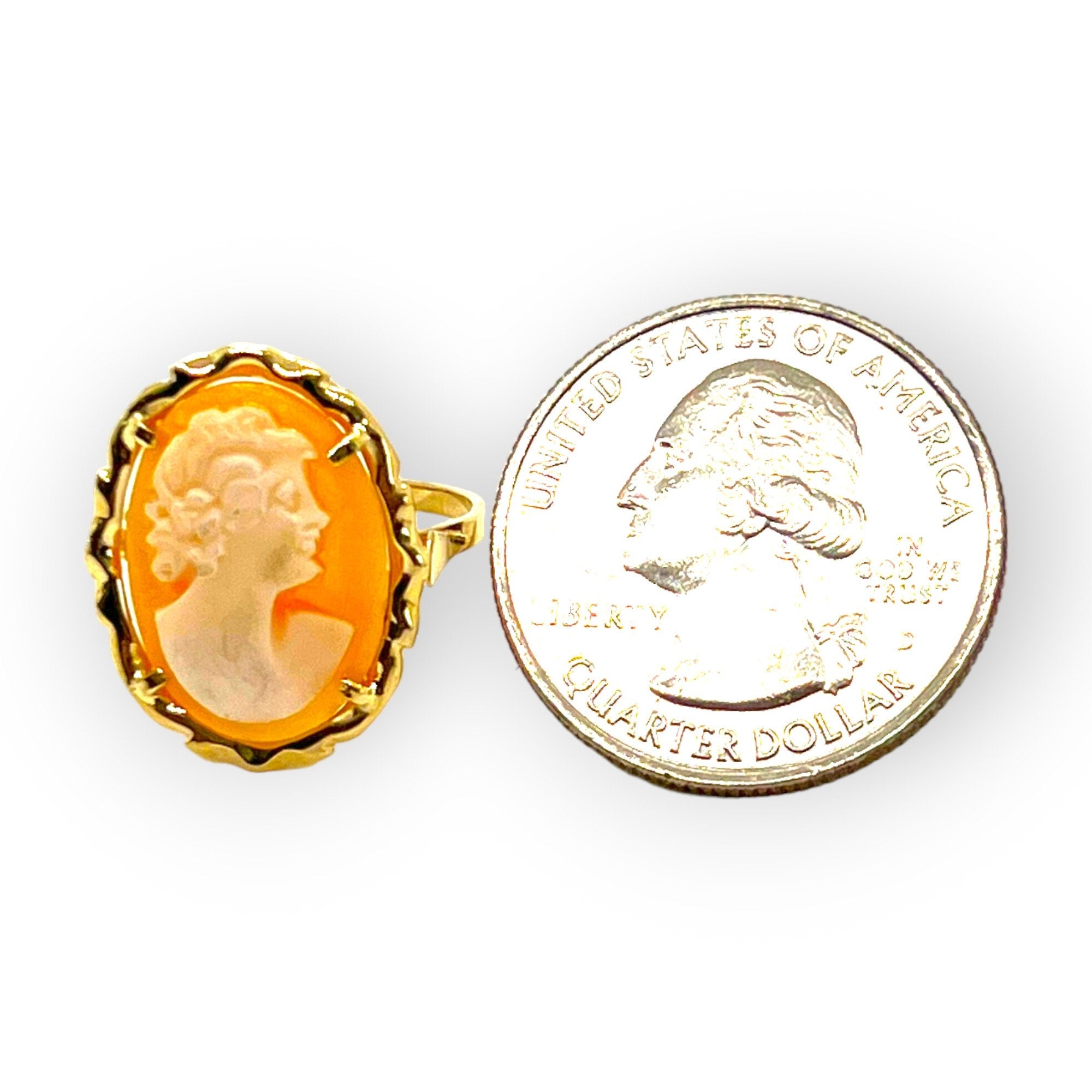 Golden Elegance | 14kt Gold Victorian Ring