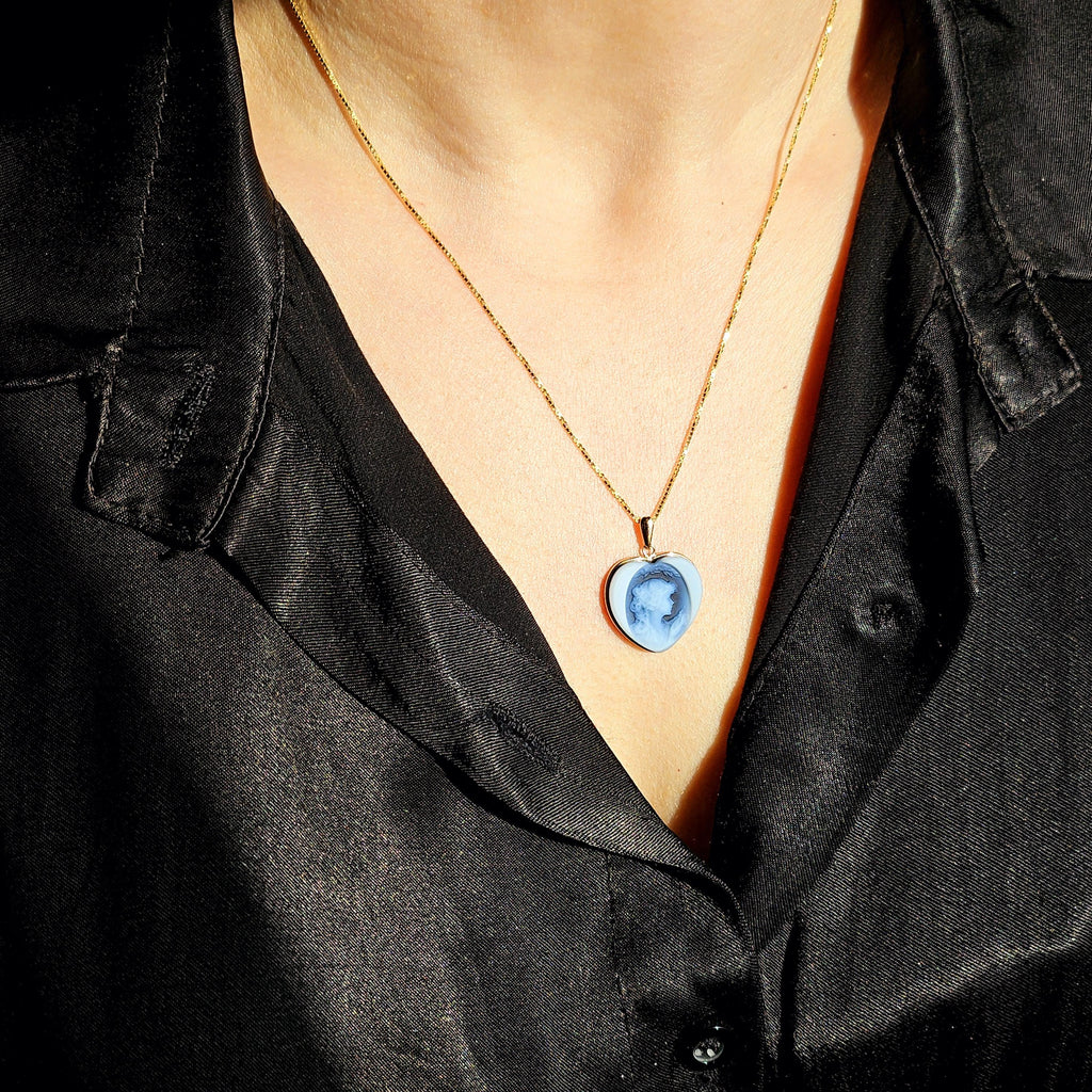 Young Girl | 10kt Gold Heart Pendant