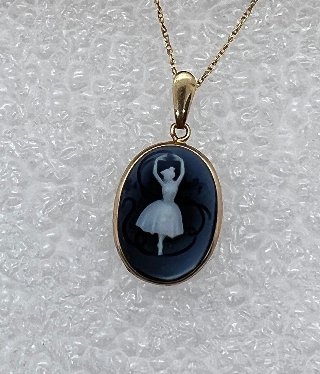 Ballerina | 14 kt Gold Pendant