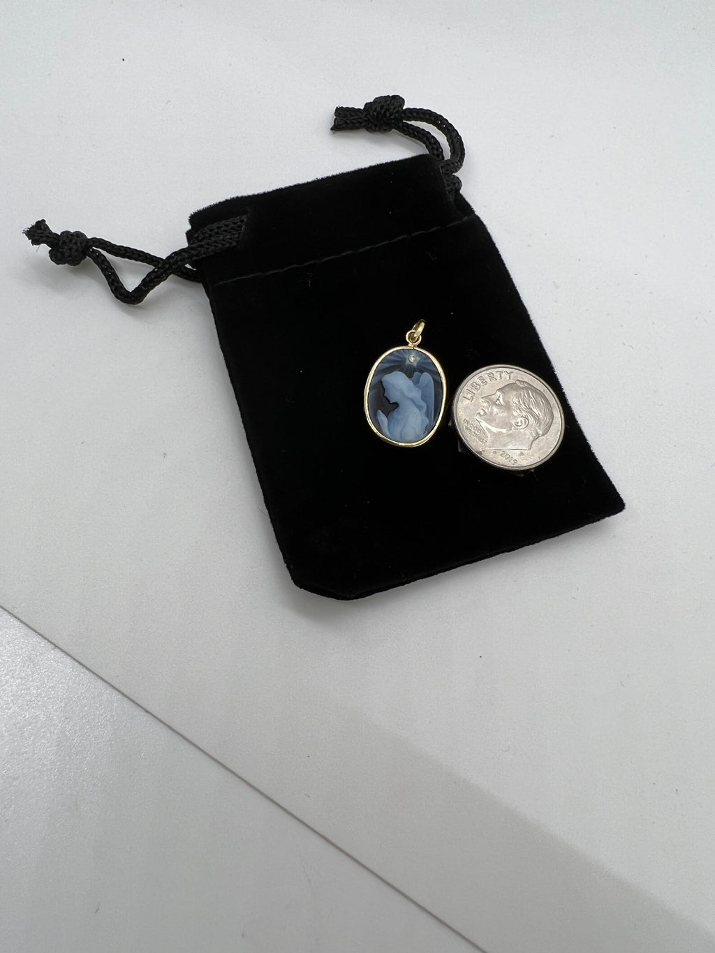 Guardian Angel | 14kt Gold Pendant