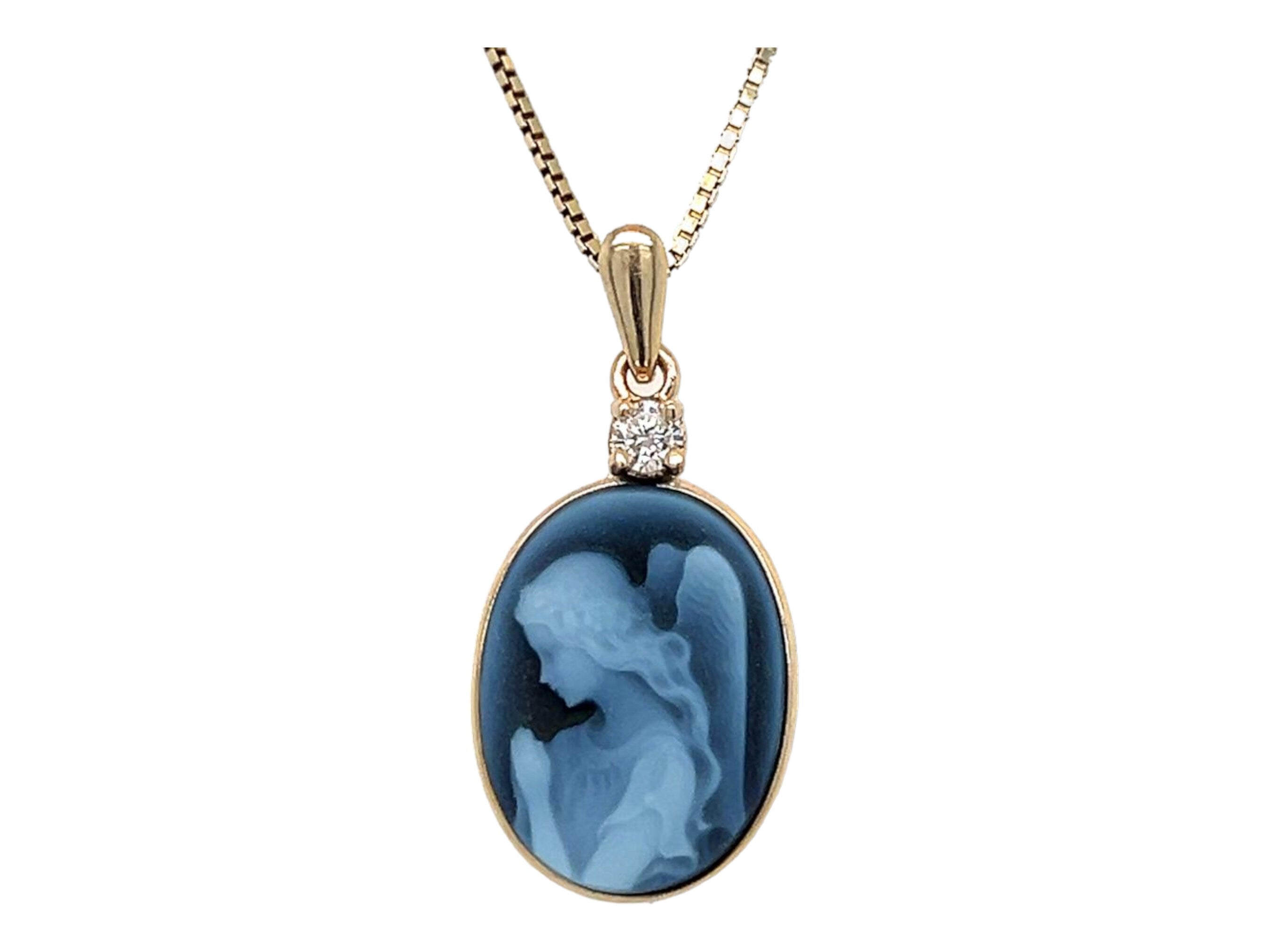 Maternal Whisper Pendant – Fleur Obscura